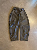 Pantalone nero effetto pelle Ela Romei